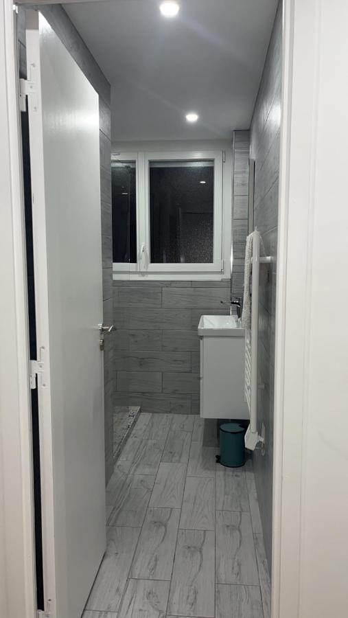 La Dream Night Apartment Понто-Комбо Екстериор снимка