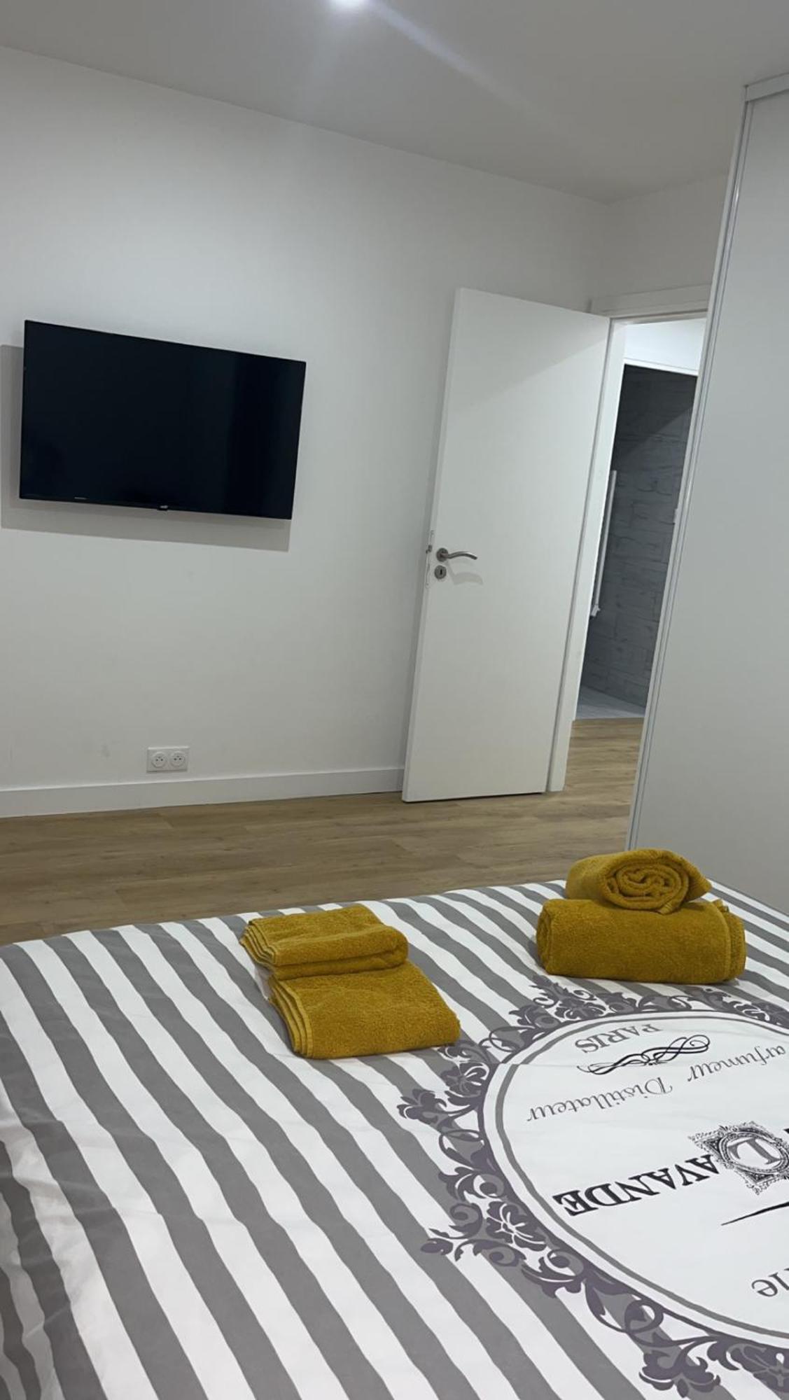 La Dream Night Apartment Понто-Комбо Екстериор снимка
